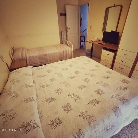 Hotel Delhy ヴィアレッジョ エクステリア 写真